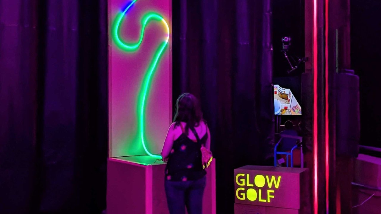 Desarrollador de Glow Golf, Alex Johansson, dice que la industria debe involucrar a nuevas audiencias